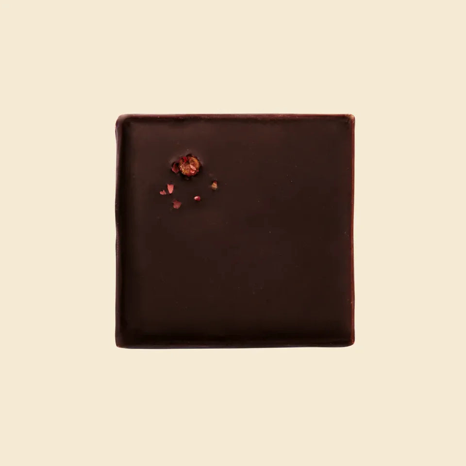 Chocolate de Frambuesa y Macadamia